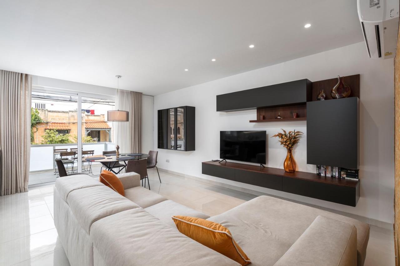 Modern 3Br Stylish Apartment With Large Balcony - Close To St Julians And St Georges Bay Is-Swieqi Экстерьер фото