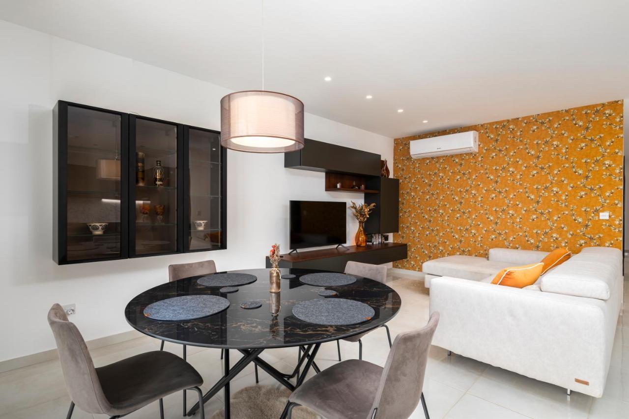 Modern 3Br Stylish Apartment With Large Balcony - Close To St Julians And St Georges Bay Is-Swieqi Экстерьер фото