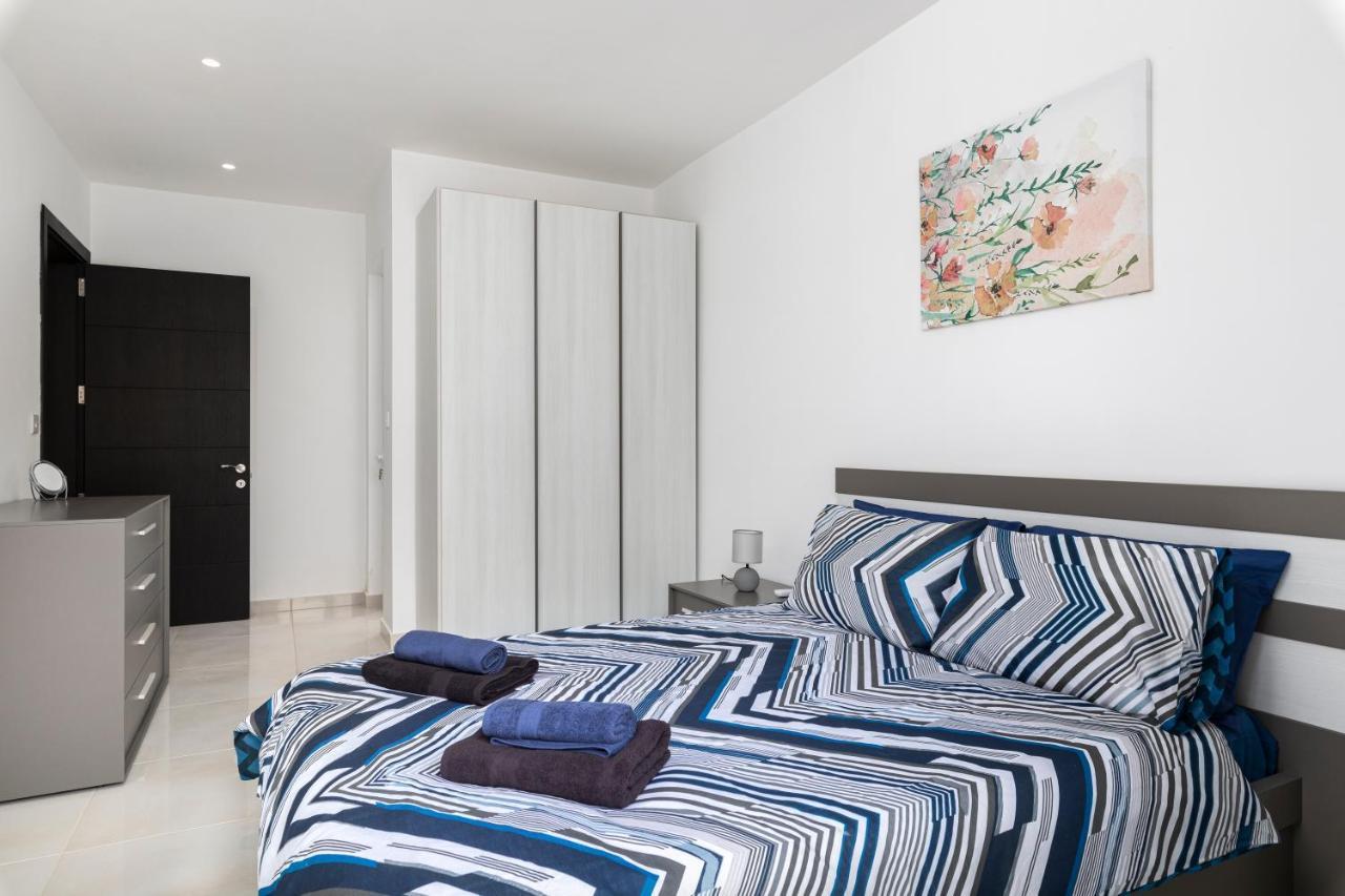 Modern 3Br Stylish Apartment With Large Balcony - Close To St Julians And St Georges Bay Is-Swieqi Экстерьер фото