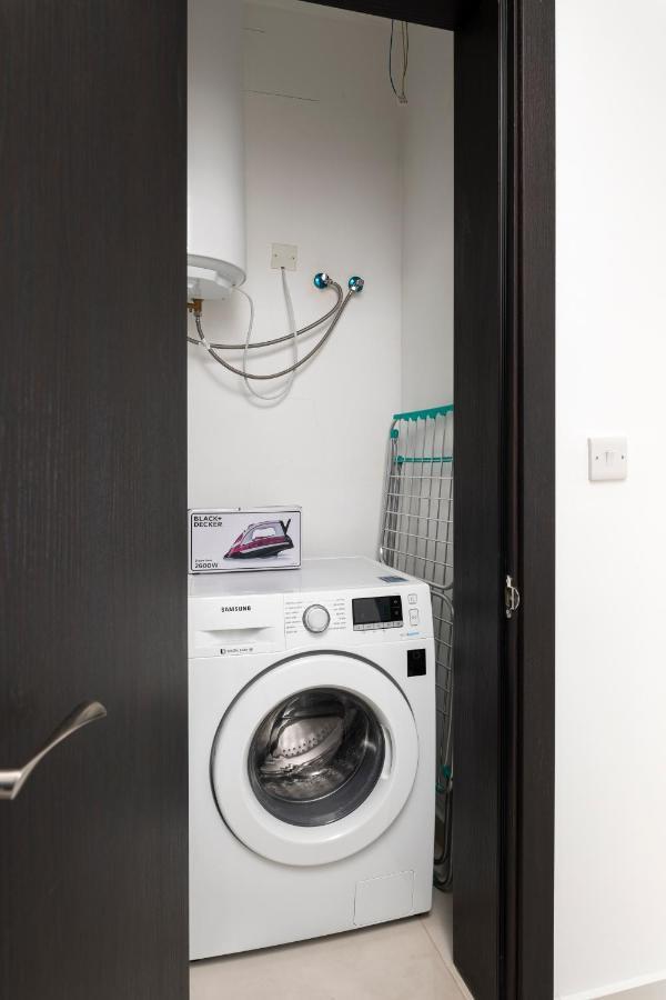 Modern 3Br Stylish Apartment With Large Balcony - Close To St Julians And St Georges Bay Is-Swieqi Экстерьер фото