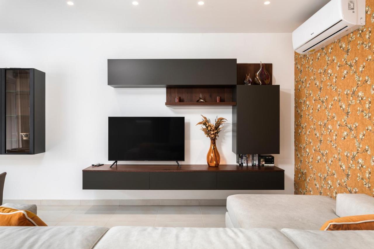 Modern 3Br Stylish Apartment With Large Balcony - Close To St Julians And St Georges Bay Is-Swieqi Экстерьер фото